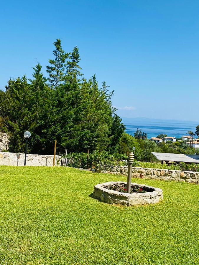 Detached Villa With Sea View 卡尼奥提 外观 照片