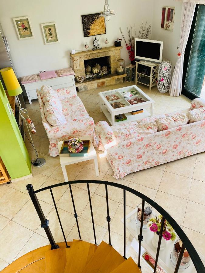 Detached Villa With Sea View 卡尼奥提 外观 照片