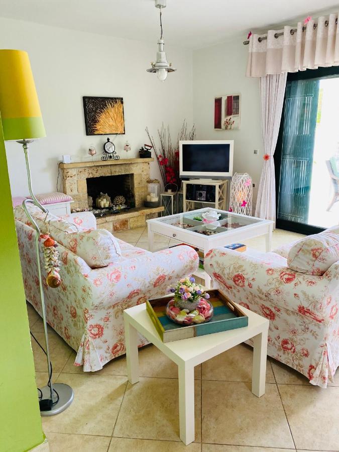 Detached Villa With Sea View 卡尼奥提 外观 照片